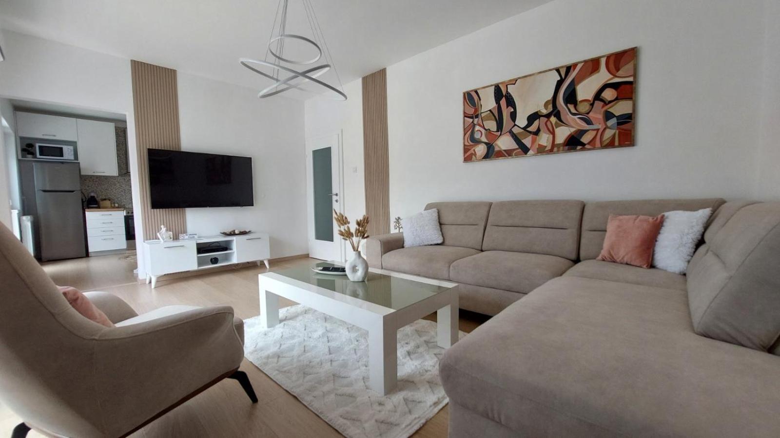 Mina Modern & Cozy Apartment Main City Square Gtc Skopje Buitenkant foto